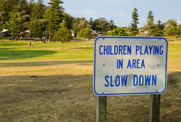 playground safety regulations australia